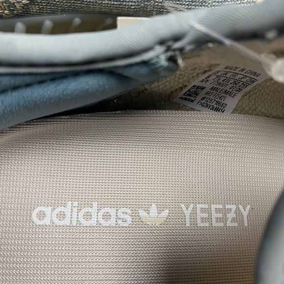 New in box adidas yeezy boost 350 V2 Israfil men’s size 8 US - Picture 3 of 8